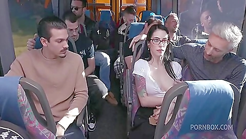 Hawt chick fucked in her tight pussy Hawt chick fucked in her tight pussy