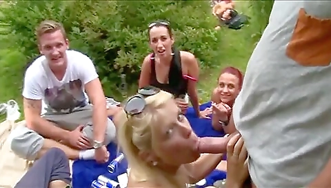 Hawt anal sex with a hot chick