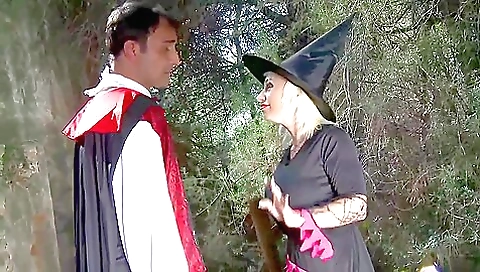 Hawt sweetheart's first- ariellao virtual