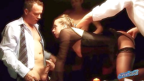 Hawt couple fucks in the kitchen