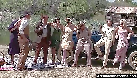 Married guy with her sexy feet